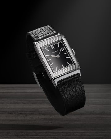 积家-Reverso翻转系列腕表-经典传奇-黑色表盘-精钢款-黑色真皮表带-正面